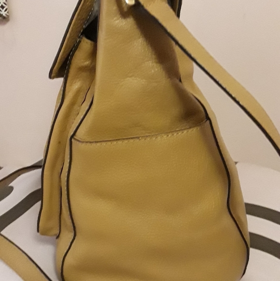 Michael Kors Pebble Leather Satchel Tan Handbag - Picture 8 of 16